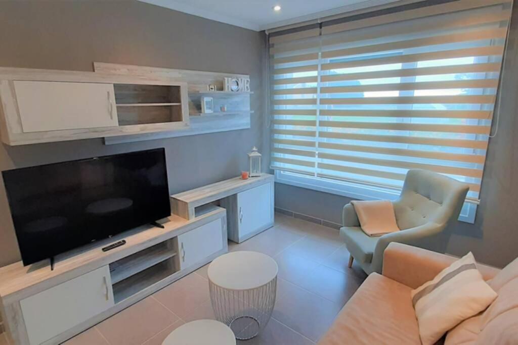 Apartamento Playa Foz Con Piscina Y Parking 010 아파트 외부 사진